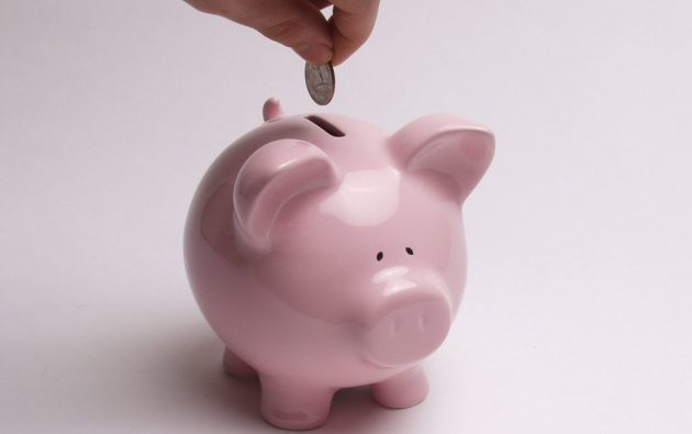 Как выбрать копилку для денег